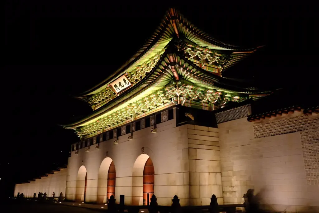 Night openings and performances belong to a different category