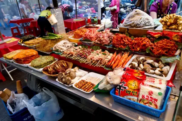 Mastering Gwangjang Market: How to Enjoy the ‘Market Romance’ Without the Stress