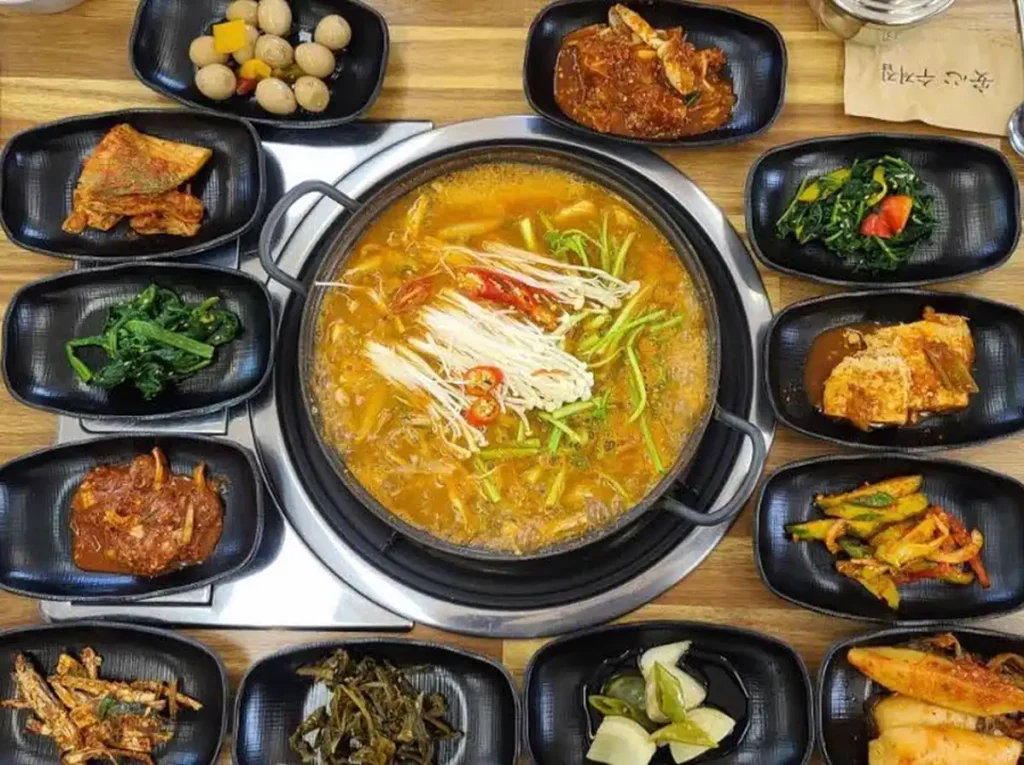 Shared tang shows a Korea built around relationships